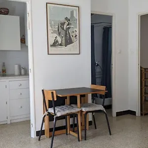 2 Pieces, Acces Jardin, Quartier Residentiel Appartement